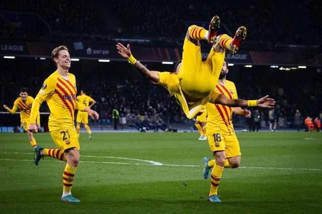 那不勒斯强势多特蒙德,科曼高光表现 那不勒斯强势多特蒙德,科曼高光表现