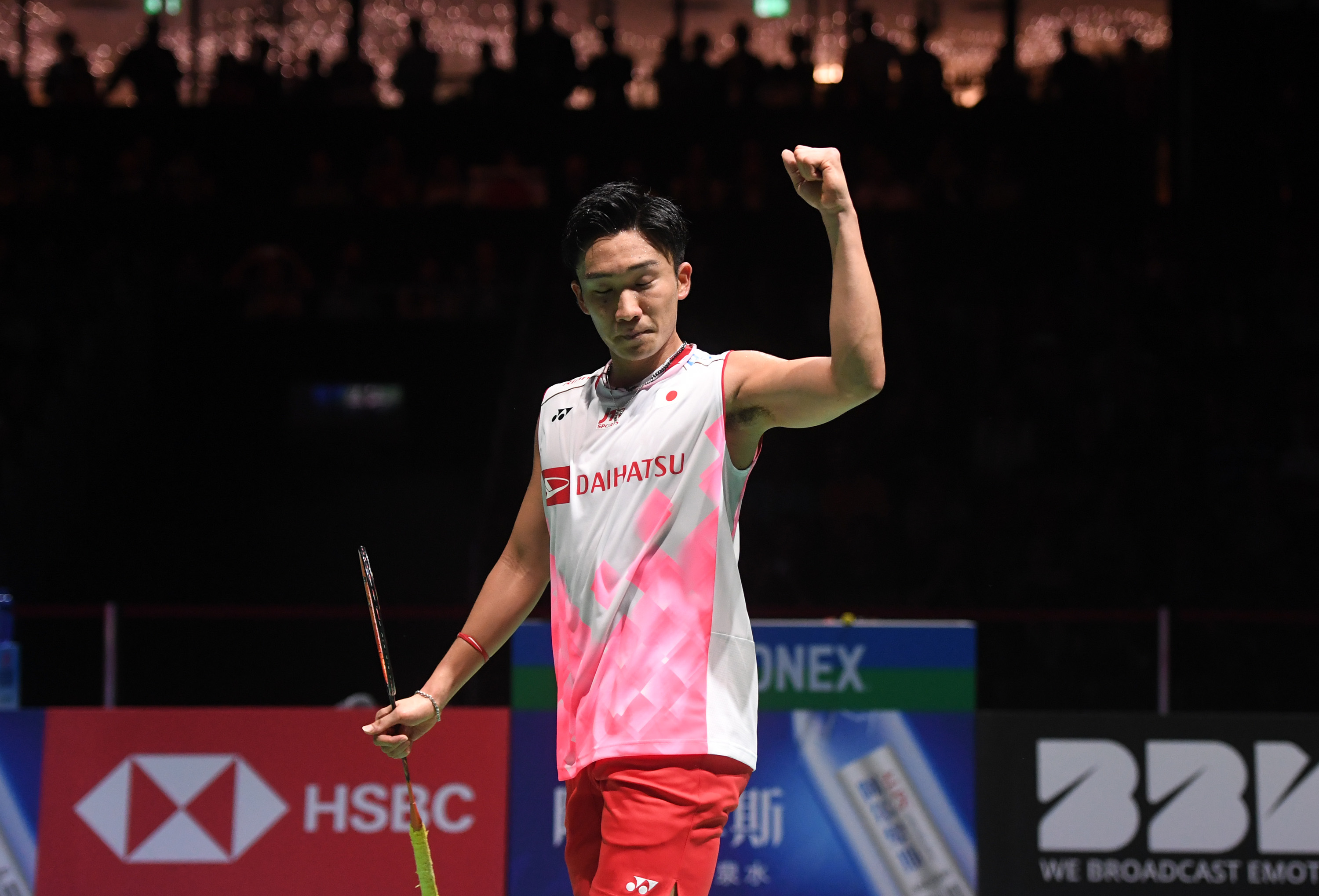 韩国羽毛球队血洗中国羽毛球队,桃田贤斗制霸全场 韩国羽毛球队血洗中国羽毛球队,桃田贤斗制霸全场