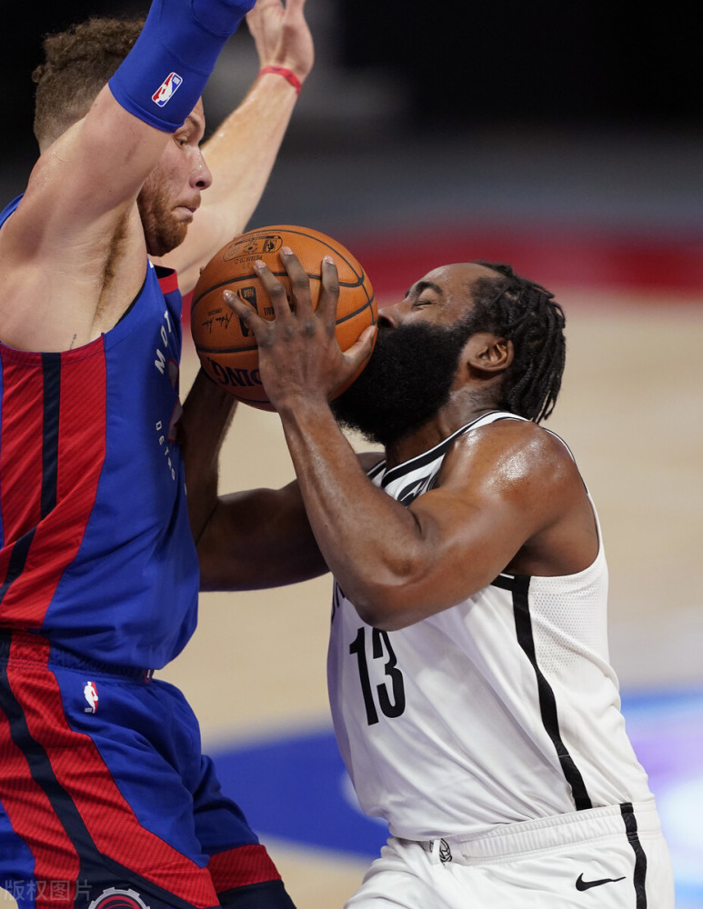 篮网B队完胜马刺,威斯布鲁克关键制胜 篮网B队完胜马刺,威斯布鲁克关键制胜