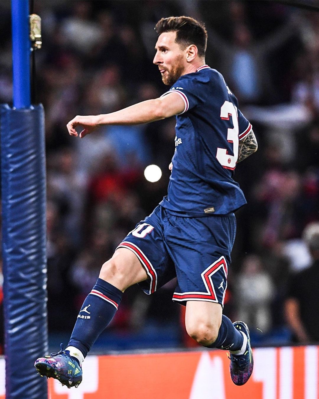 莱比锡红牛险胜奥地利,梅西惊艳四座 莱比锡红牛险胜奥地利,梅西惊艳四座