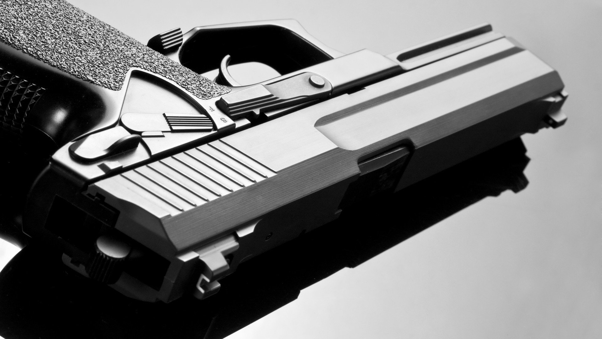 当坎特在伦敦燃烧，拜仁用多特蒙德丈量王座距离