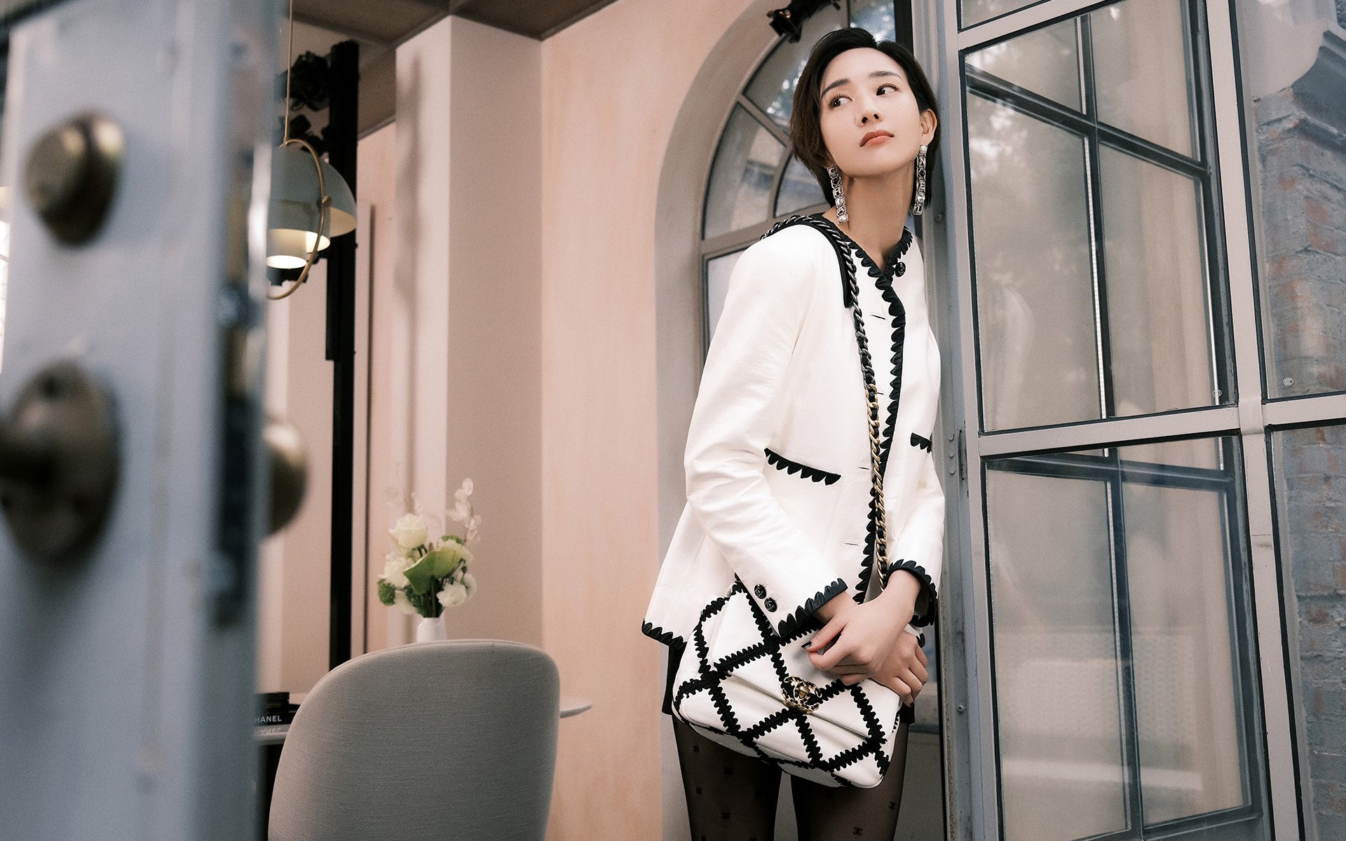 德里赫特，在后卫线上，我既是指挥官，也是魔术师