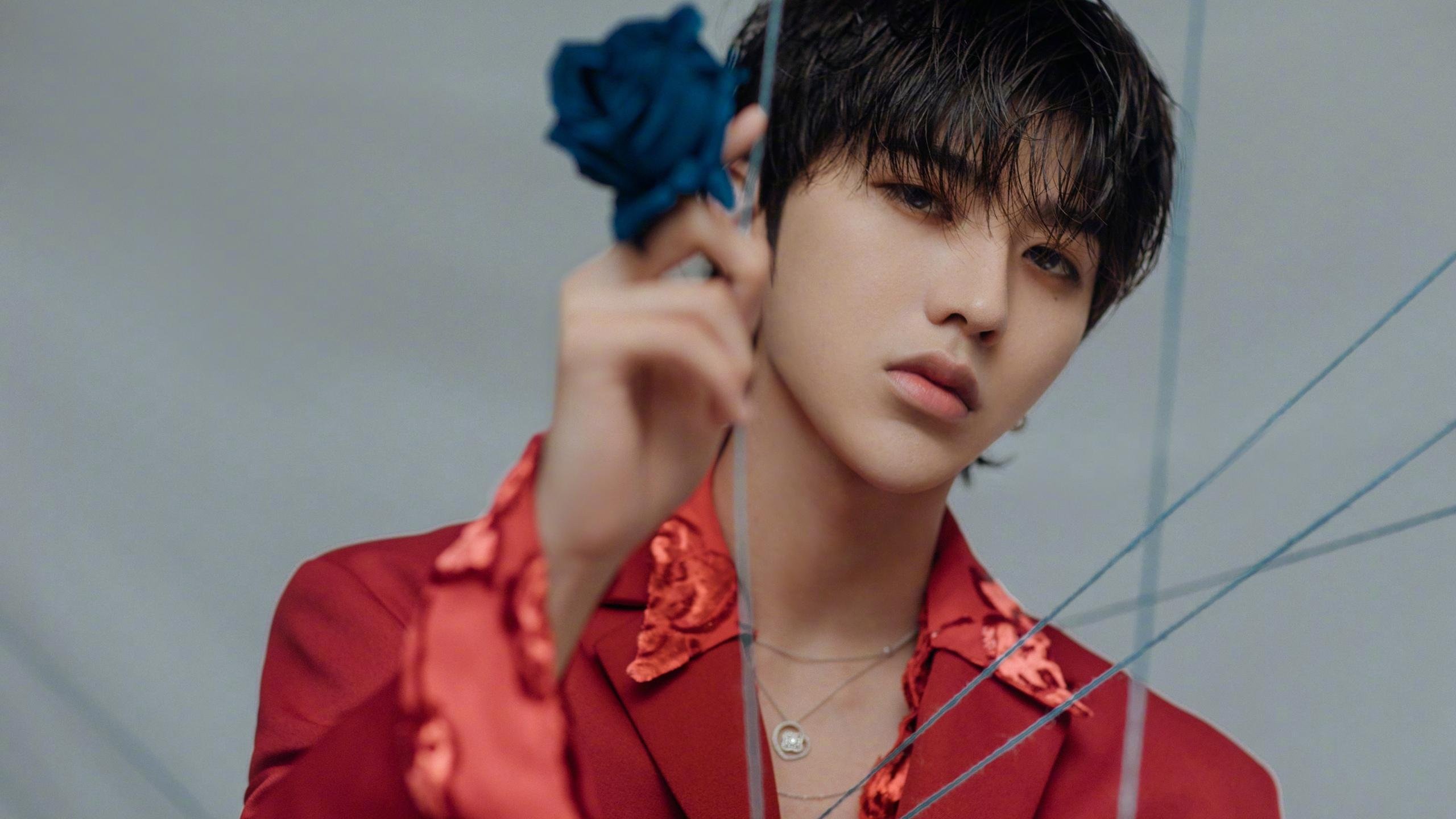 浴血奋战!塞维利亚硬仗取胜几内亚,维尼修斯攻防枢纽定乾坤