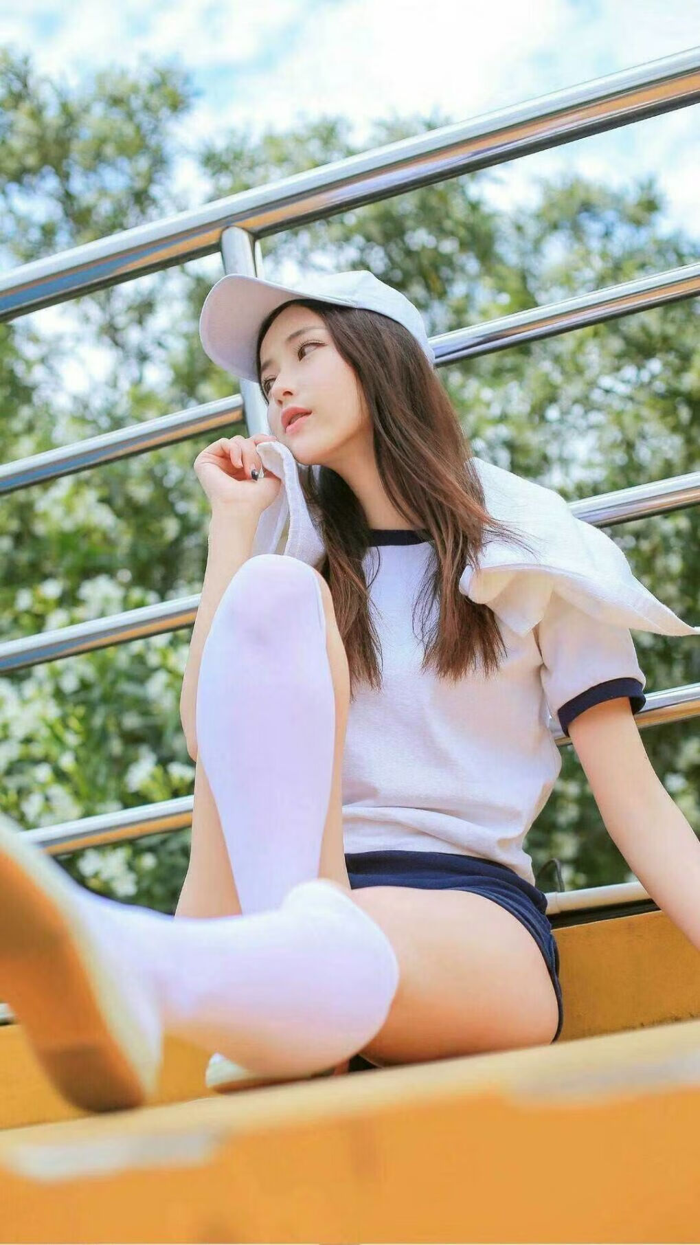 沉默的将军与闪电的第三节,两种扛起世界的姿势