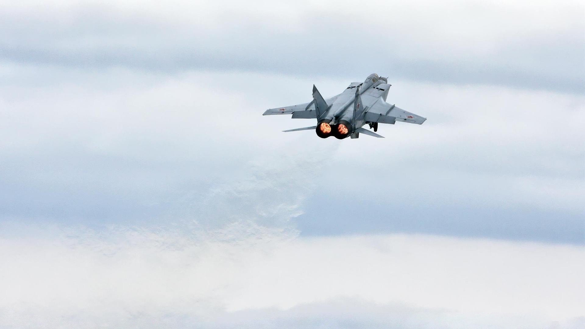 东亚刺客,当日本足球完成不可能终结,莫德里奇在孤岛写下最后的传说